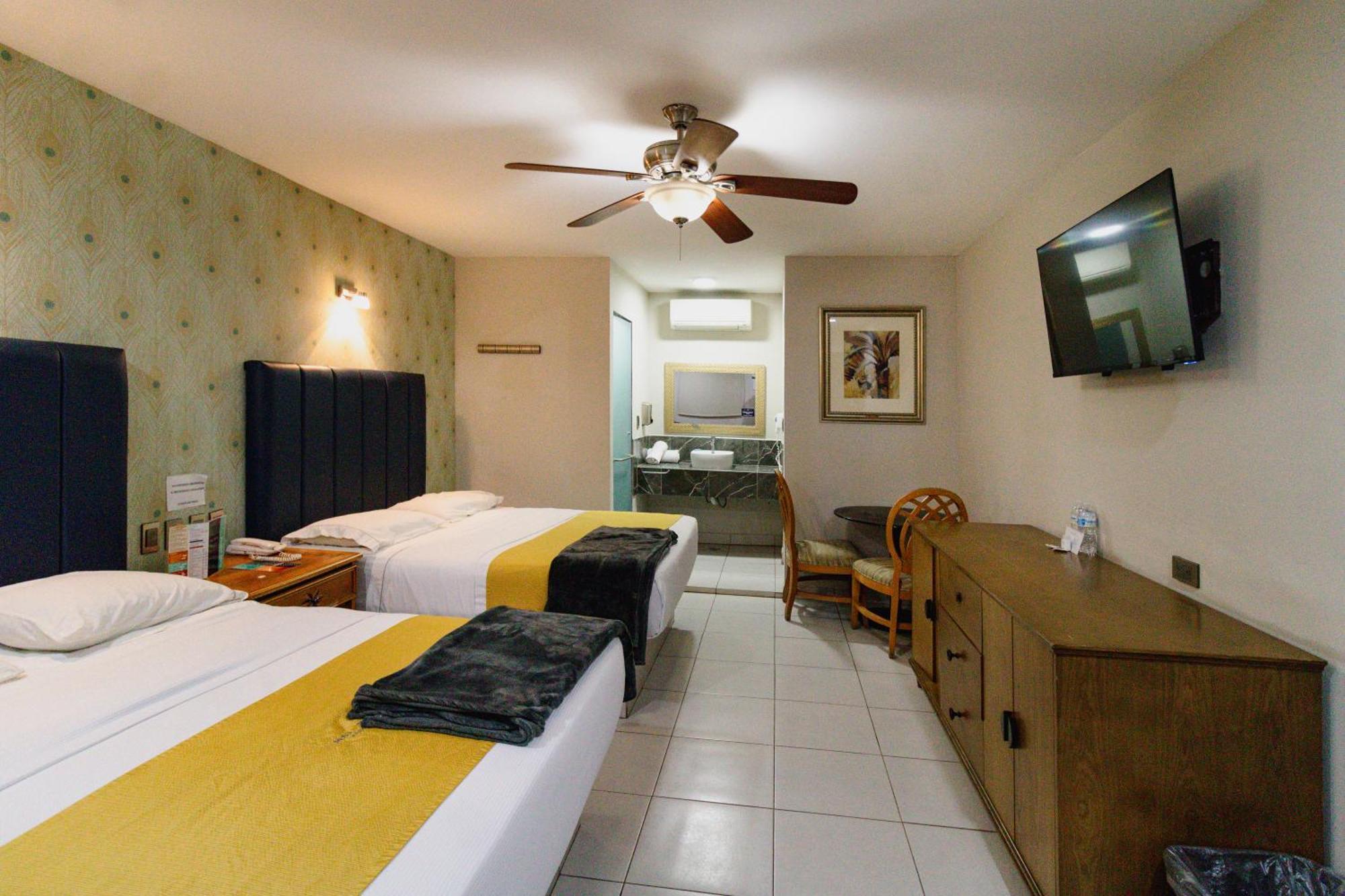 Hotel Maioris El Diez Culiacán Εξωτερικό φωτογραφία